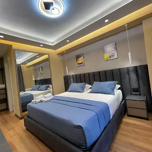 Peaky Hotel