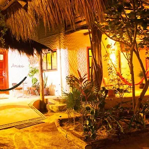 villa-los-mangles-hotel.quintano-roohotels.com/